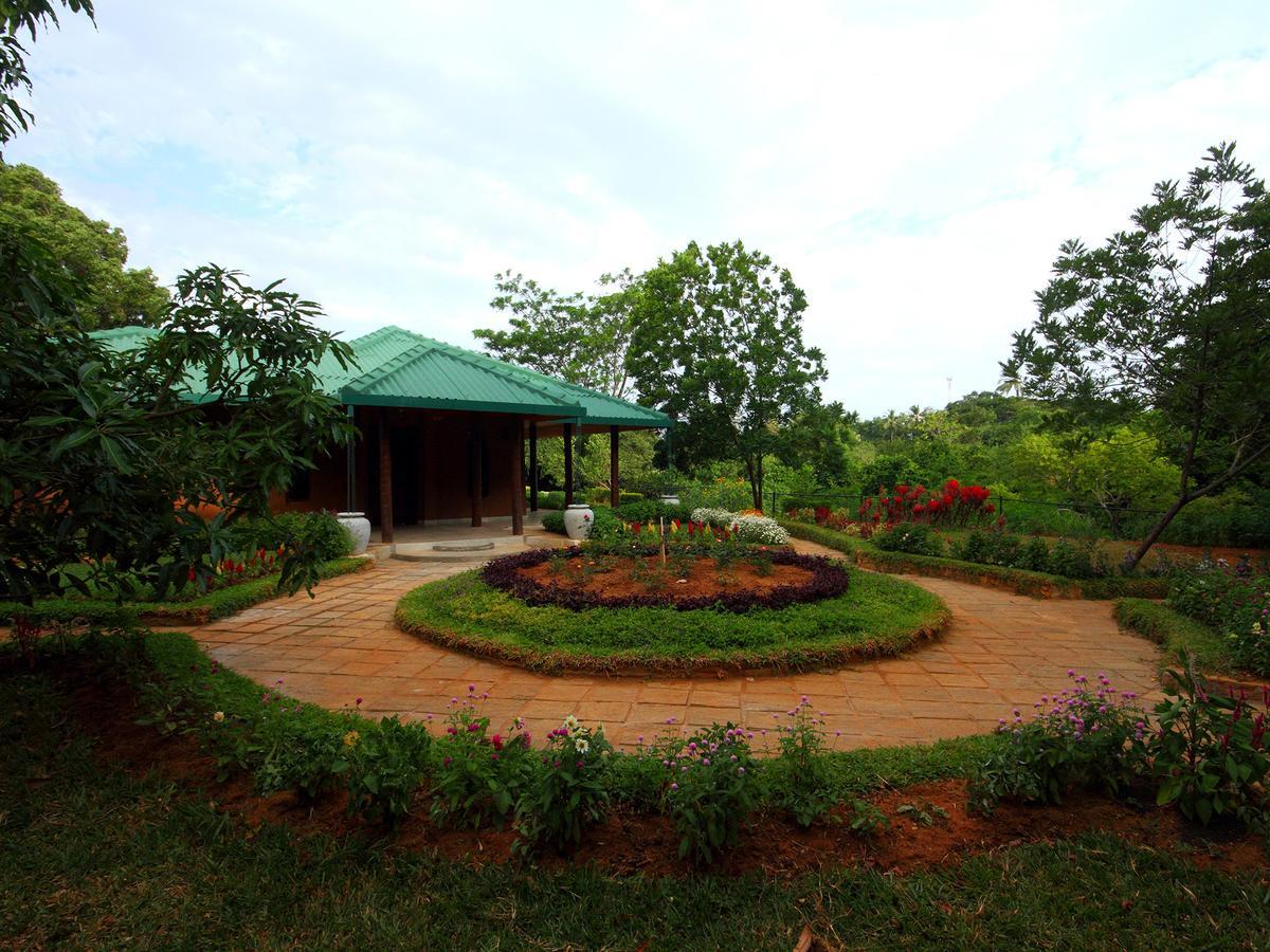 Hotel Grand & Gangula Dambulla Exterior foto