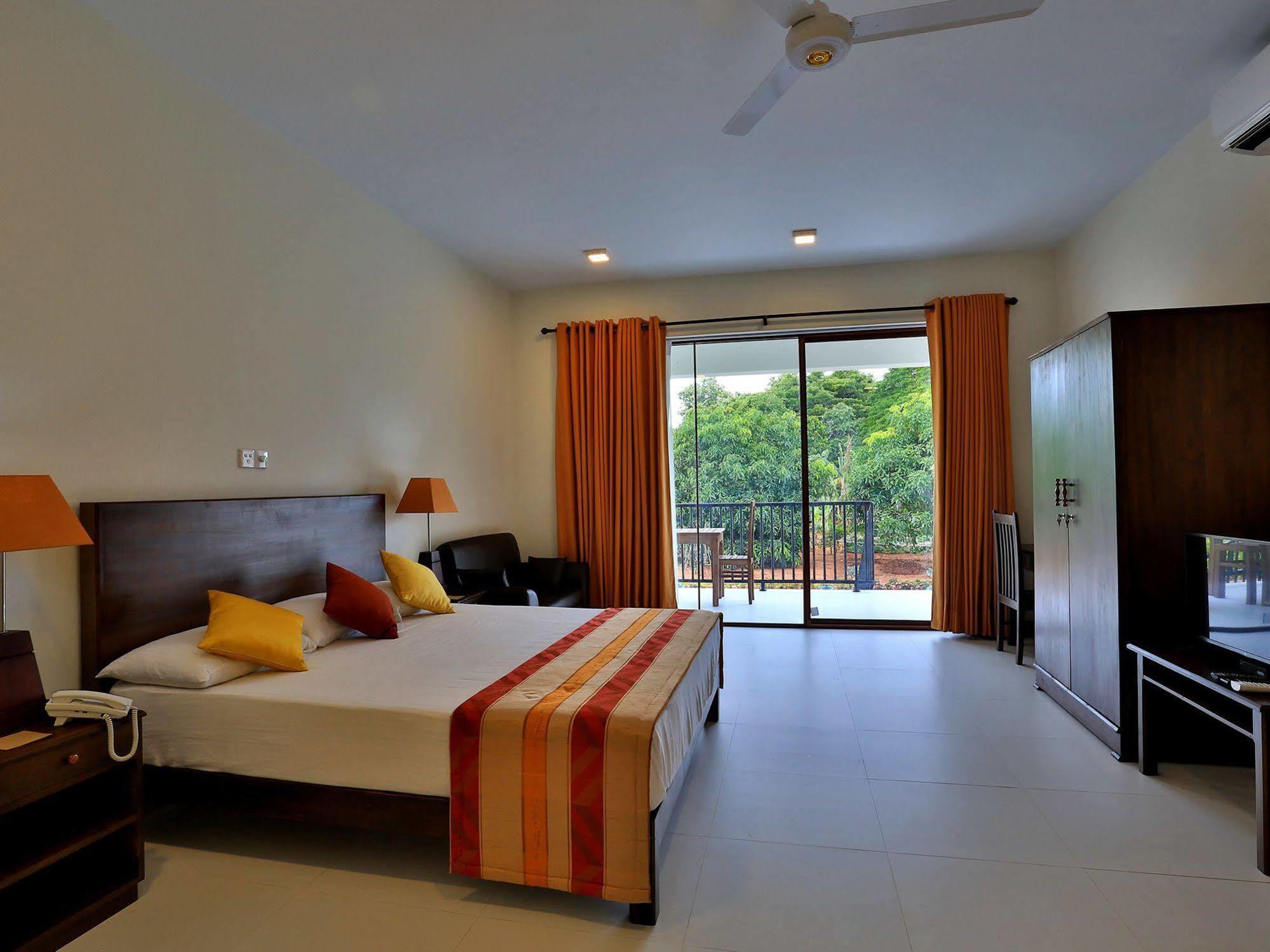Hotel Grand & Gangula Dambulla Exterior foto