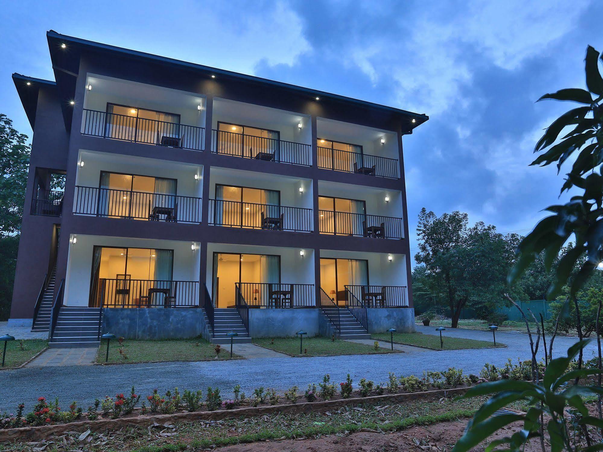 Hotel Grand & Gangula Dambulla Exterior foto