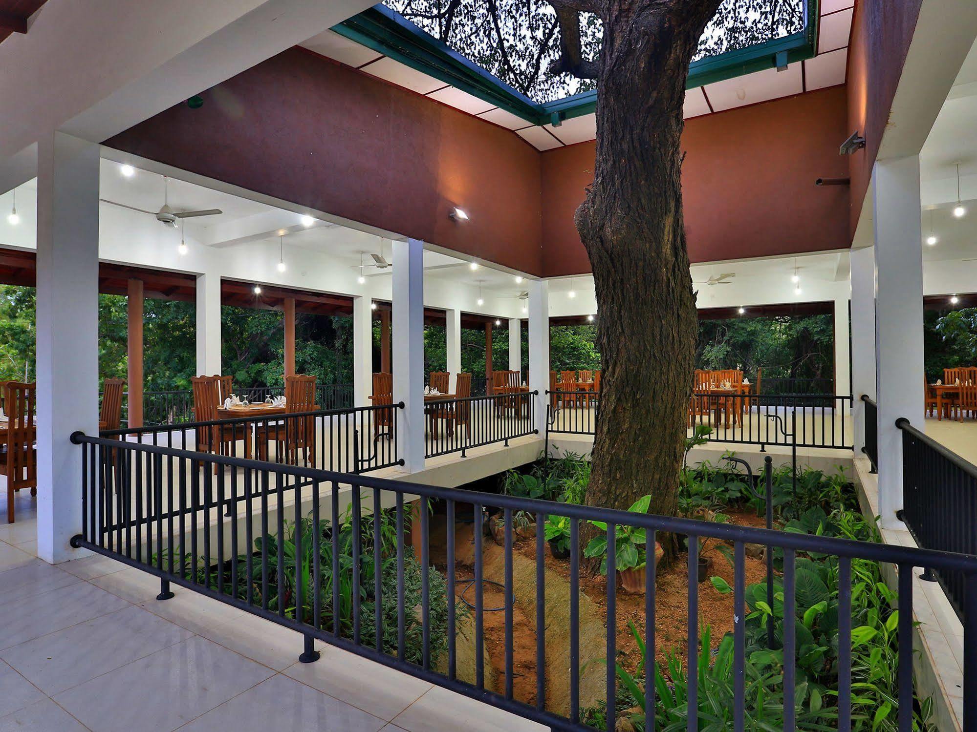 Hotel Grand & Gangula Dambulla Exterior foto
