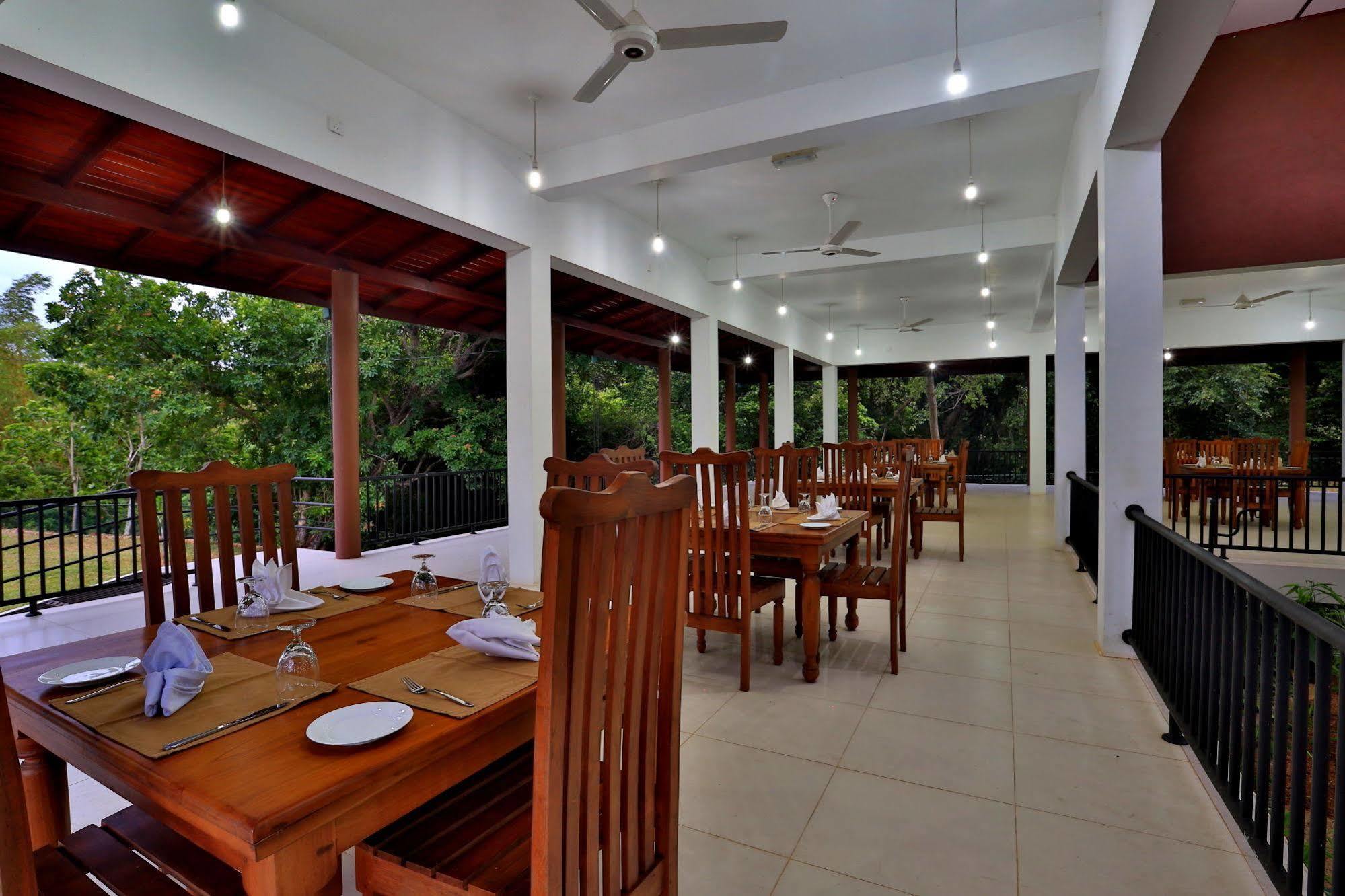 Hotel Grand & Gangula Dambulla Exterior foto