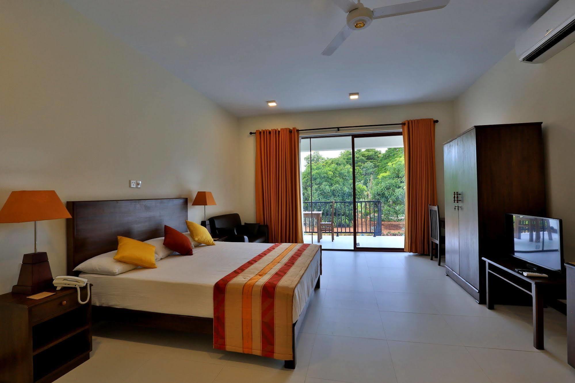 Hotel Grand & Gangula Dambulla Exterior foto