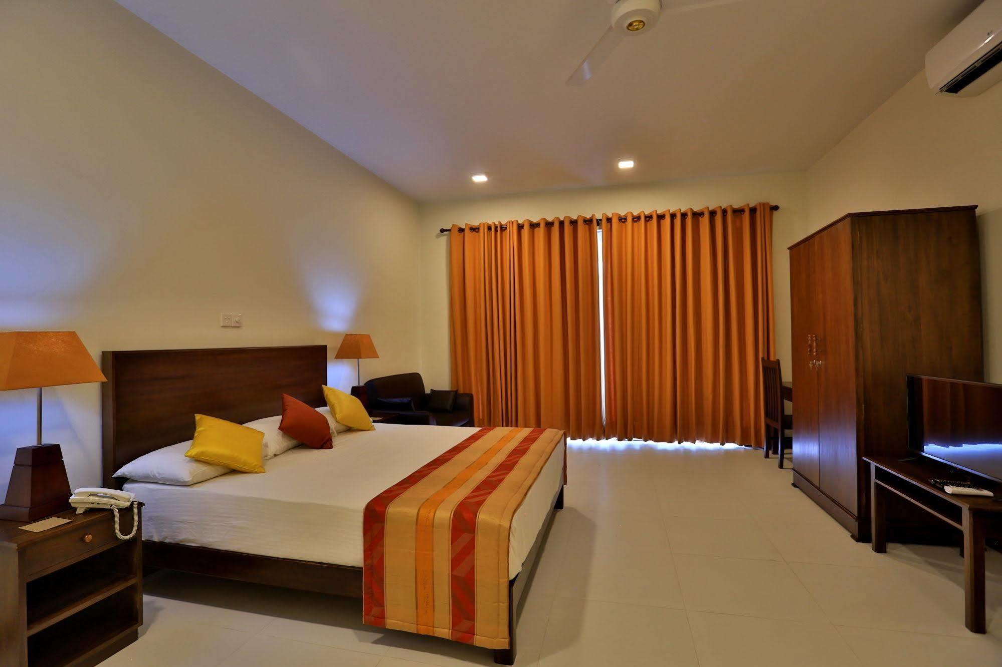 Hotel Grand & Gangula Dambulla Exterior foto